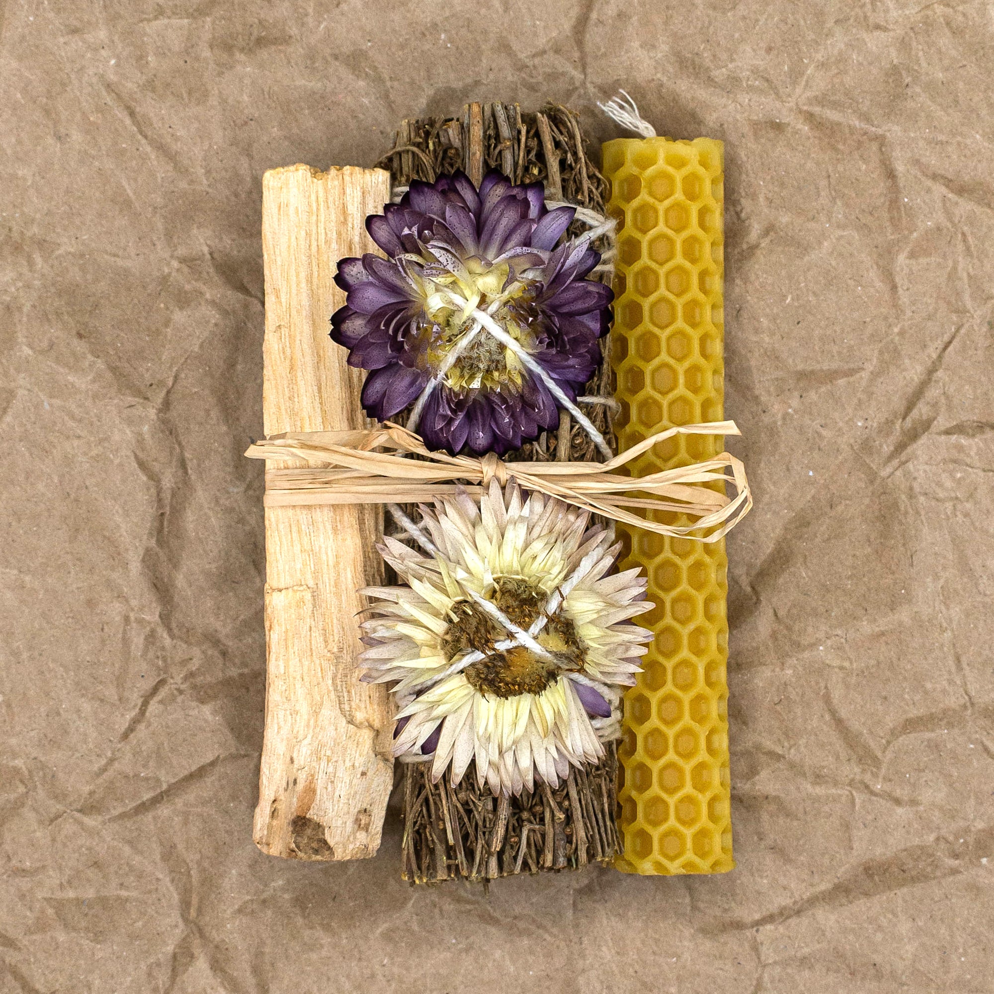 DESERT SAGE, STRAWFLOWERS, PALO SANTO + BEESWAX CANDLE