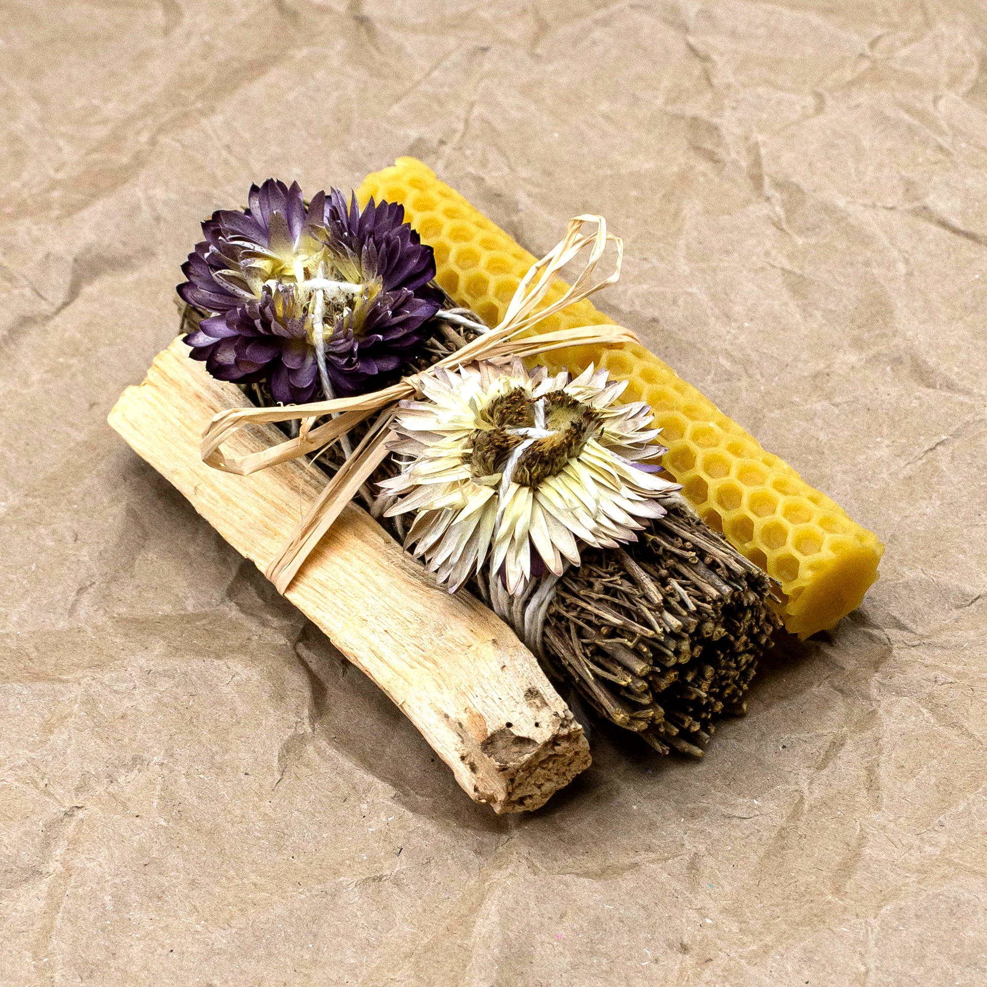 DESERT SAGE, STRAWFLOWERS, PALO SANTO + BEESWAX CANDLE