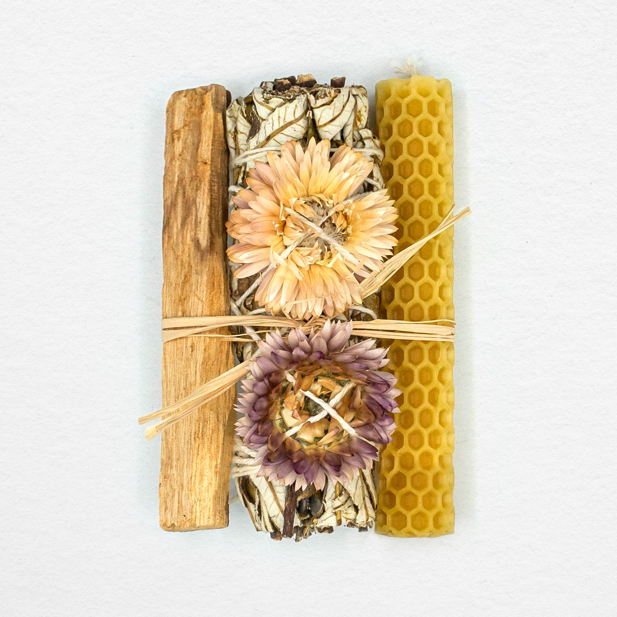 YERBA SANTA, PALO SANTO + BEESWAX CANDLE