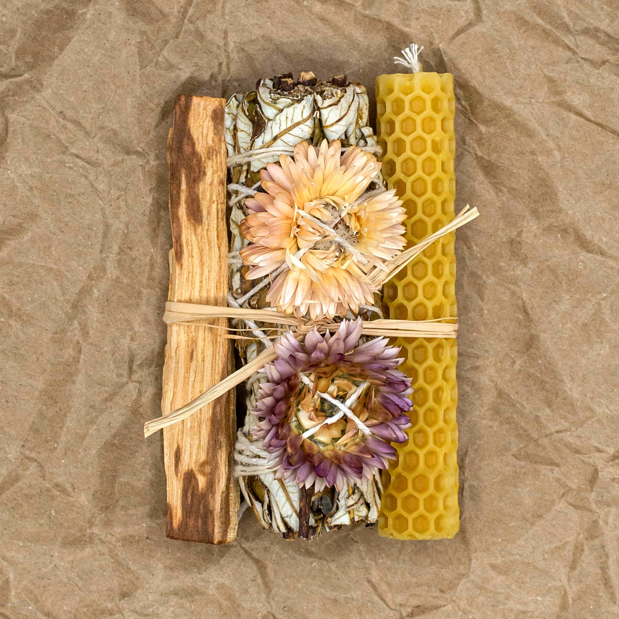 YERBA SANTA, PALO SANTO + BEESWAX CANDLE